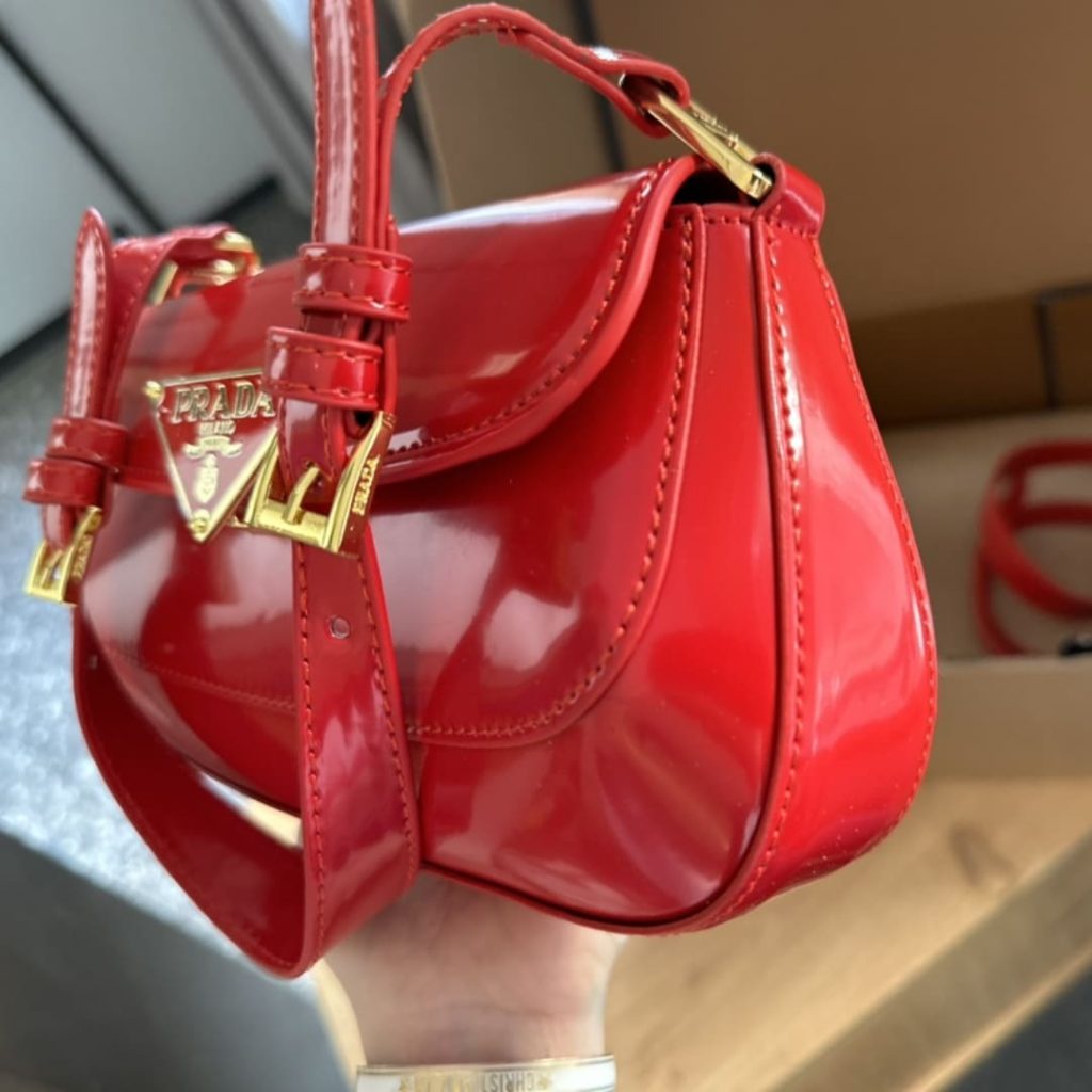 Prada Patent Leather Shoulder Bag In Cherry Red 25Cm 1Bd355 069 F0E06 V Hto - Image 6