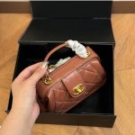 Chanel Mini Bag With Top Handle Shiny And Gold Tone Metal Brown 19Cm As4958 B16872 Ny562 - Image 5