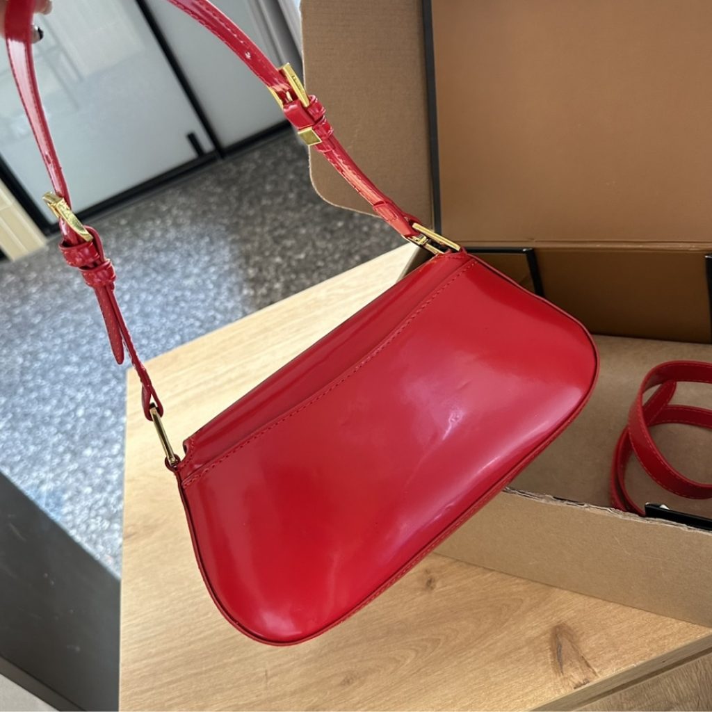 Prada Patent Leather Shoulder Bag In Cherry Red 25Cm 1Bd355 069 F0E06 V Hto - Image 7