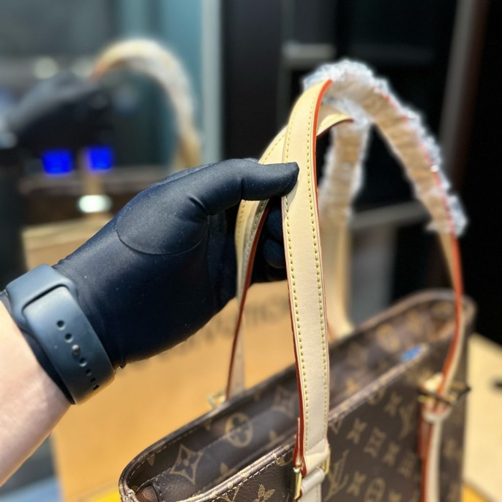 Louis Vuitton Piano Bag Monogram Canvas Brown 33Cm M12095 - Image 5