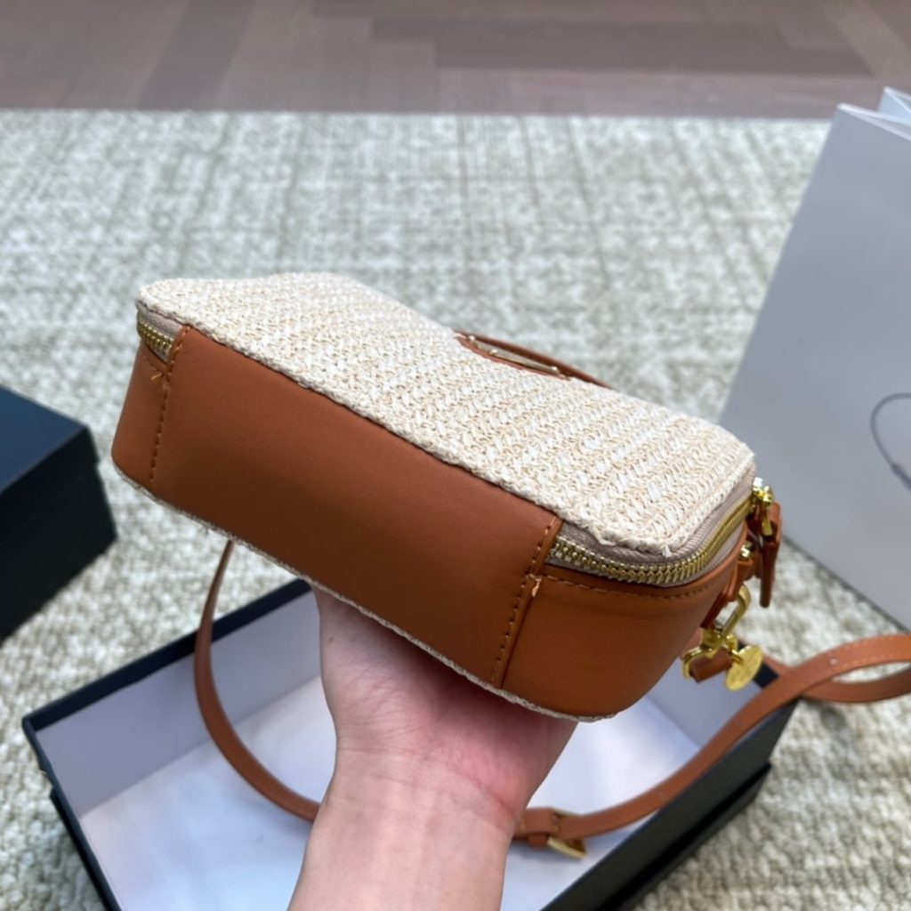 Prada Crochet And Leathe Pouch Bag Natural 18Cm 1Nr025 2Cyc F0018 - Image 7