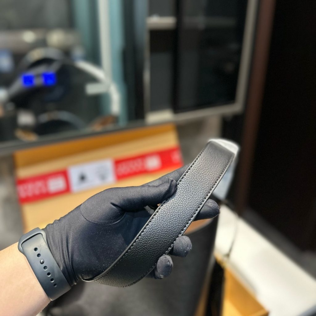 Louis Vuitton Low Key Hobo MM In Black 31Cm M24856 - Image 5