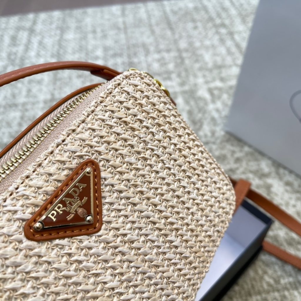 Prada Crochet And Leathe Pouch Bag Natural 18Cm 1Nr025 2Cyc F0018 - Image 8