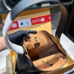 Louis Vuitton Low Key Hobo MM In Black 31Cm M24856 - Image 7