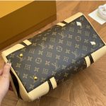 Louis Vuitton Berkeley Monogram Canvas Brown 32Cm M50208 - Image 9