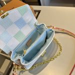 Louis Vuitton Pochette Métis East West Damier Canvas Light Blue 21cm - Image 9