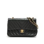 Chanel Medium Classic Flap Bag Chevron Black 25Cm