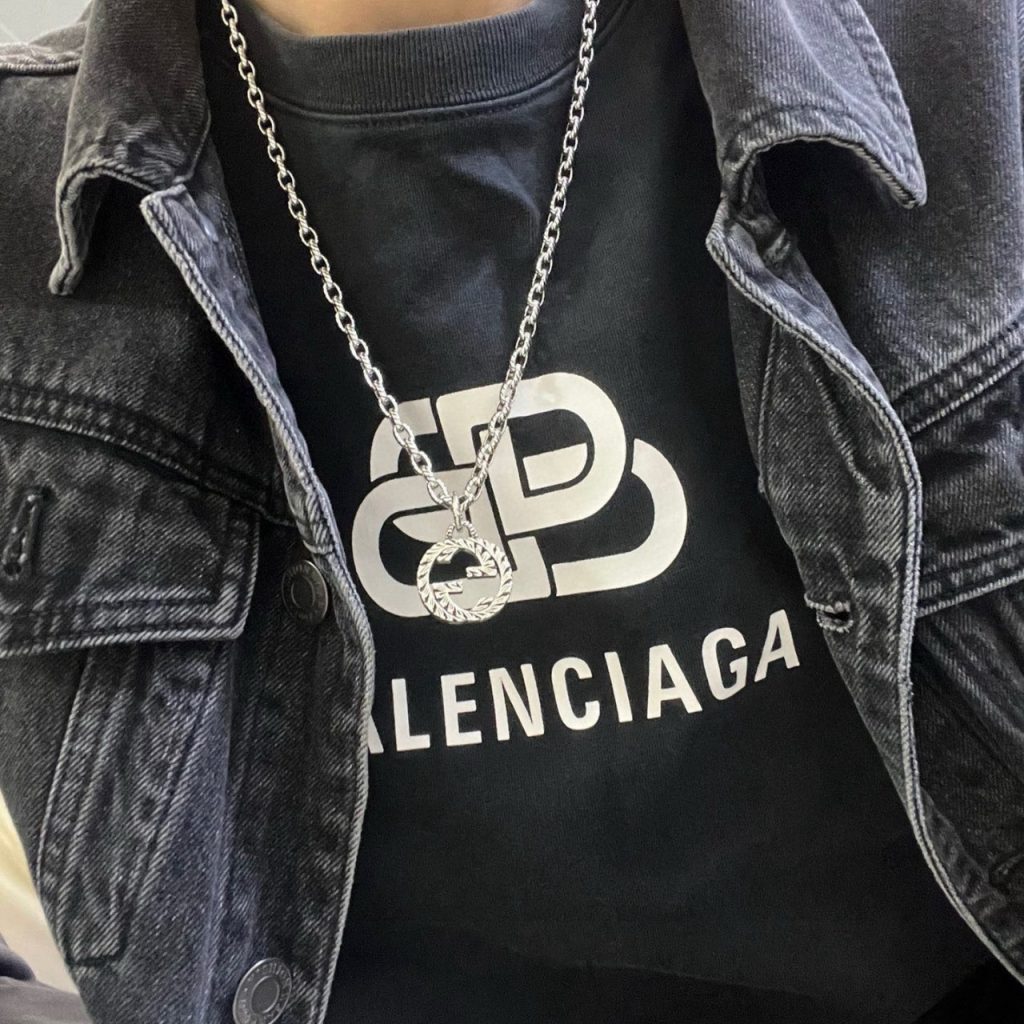 Gucci Interlocking Pendant Necklace Silver ‎455307 J8400 0811 - Image 5