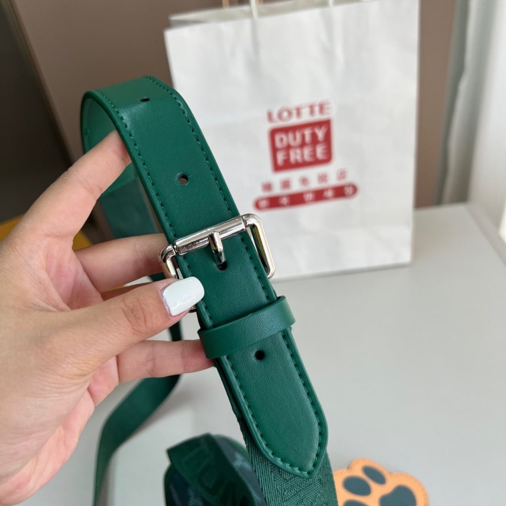 Louis Vuitton Bosphore Wearable Wallet Green 18cm M12637 - Image 7