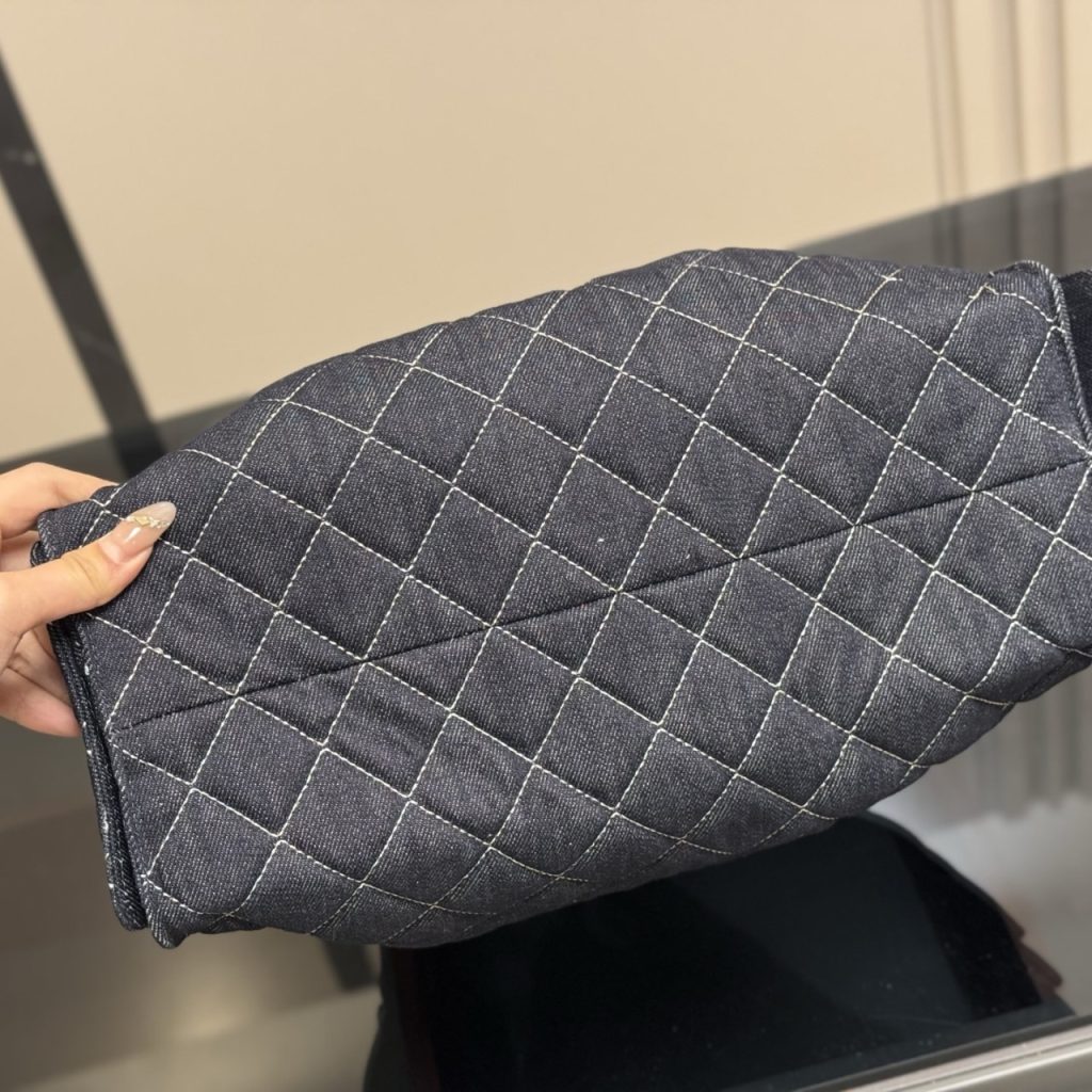 Chanel 25 Medium Handbag Washed Denim Dark Blue 34cm - Image 6