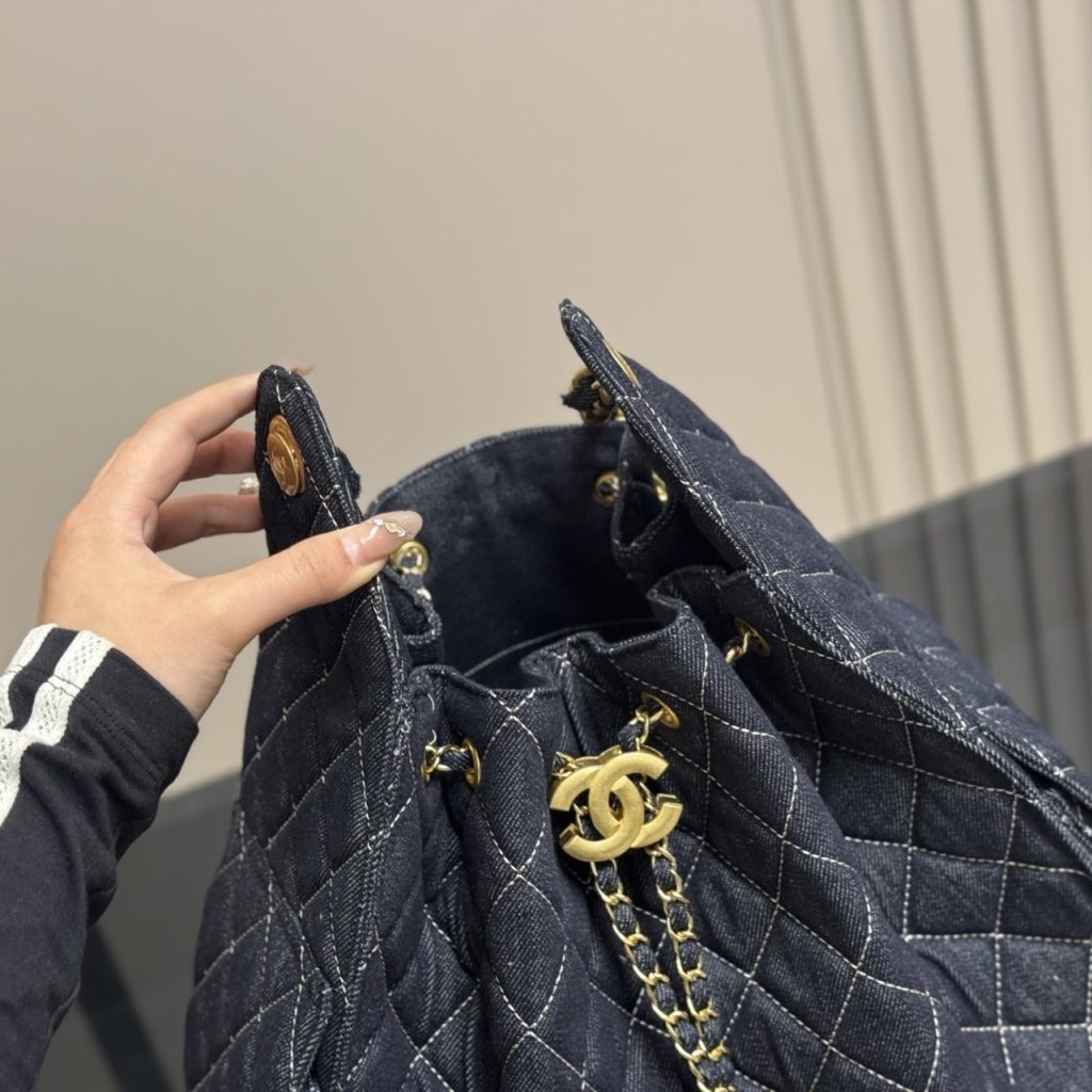 Chanel 25 Medium Handbag Washed Denim Dark Blue 34cm - Image 4