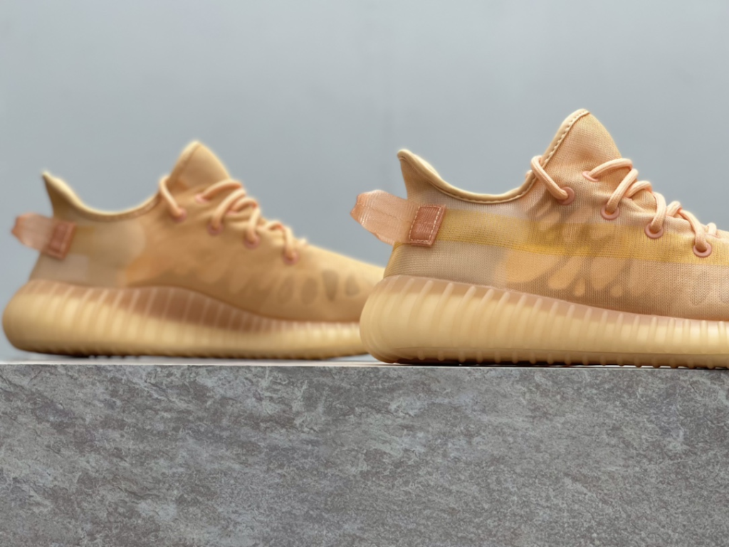 YEEZY BOOST 350 V2 Mono Mist - Image 3