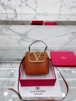 Valentino Garavani Supervee Leather Bucket Bag Brown 20Cm - Image 3