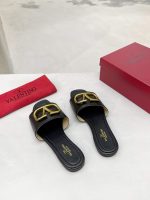 Valentino Garavani Vlogo Signature Slide Sandal Black - Image 6