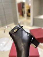 Valentino Garavani Tan Go Ankle Boot In Calfskin Leather Black 3w2s0gz2atz 0no - Image 5