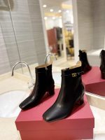 Valentino Garavani Tan Go Ankle Boot In Calfskin Leather Black 3w2s0gz2atz 0no - Image 10