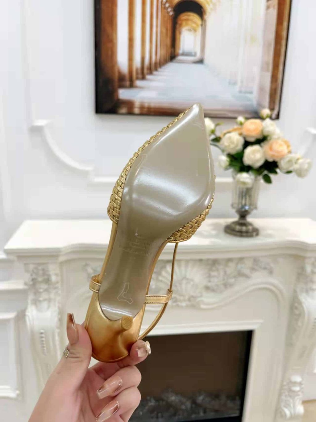 Valentino Garavani Vlogo Woven Leather Slingback Pumps Gold - Image 4