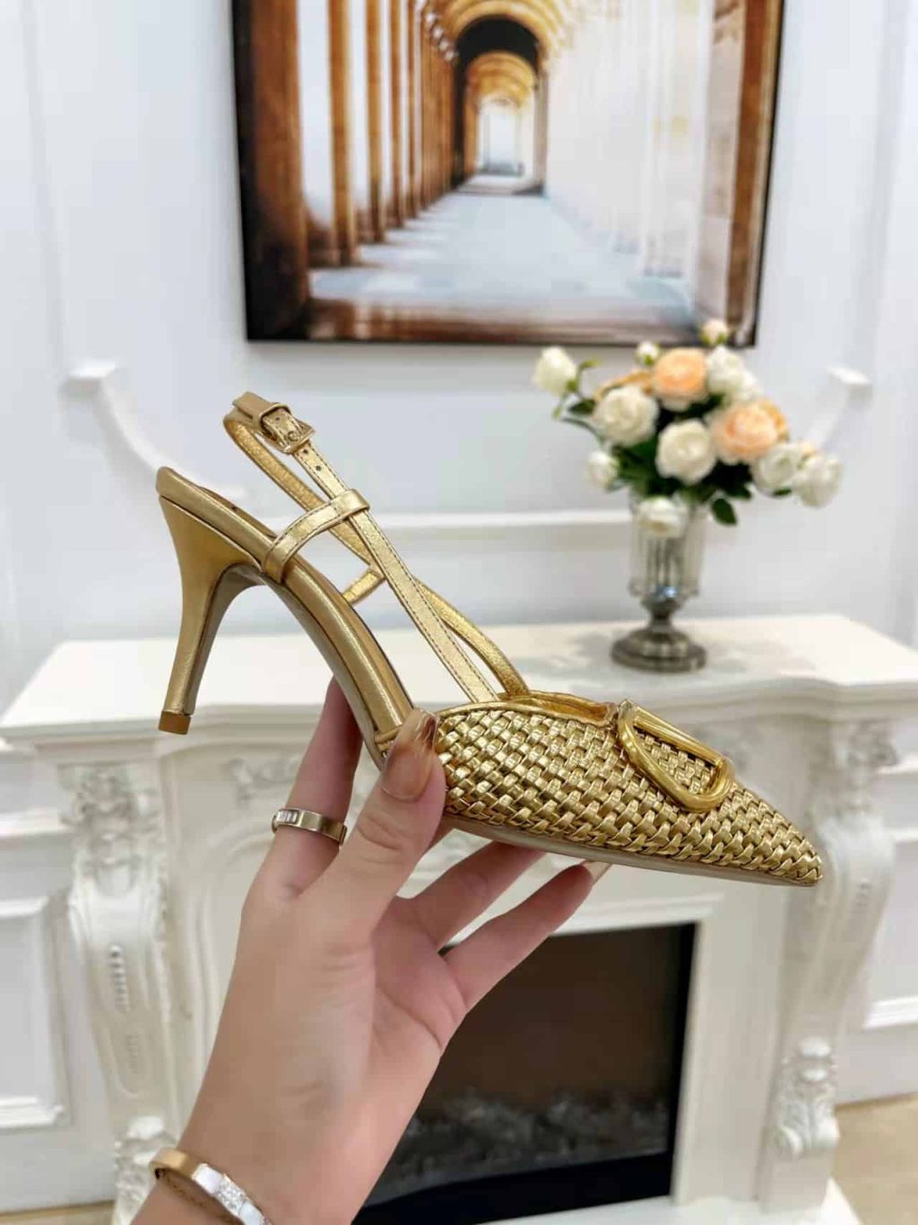 Valentino Garavani Vlogo Woven Leather Slingback Pumps Gold - Image 10