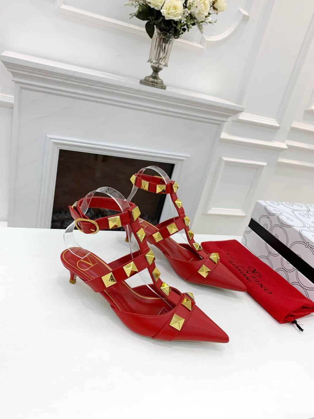 Valentino Garavani Roman Stud Kitten Heel Pumps Red - Image 11