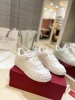 Valentino Garavani Freedots Low Top Sneaker In Leather White 4Y2S0H43Rdg 0Bo - Image 11