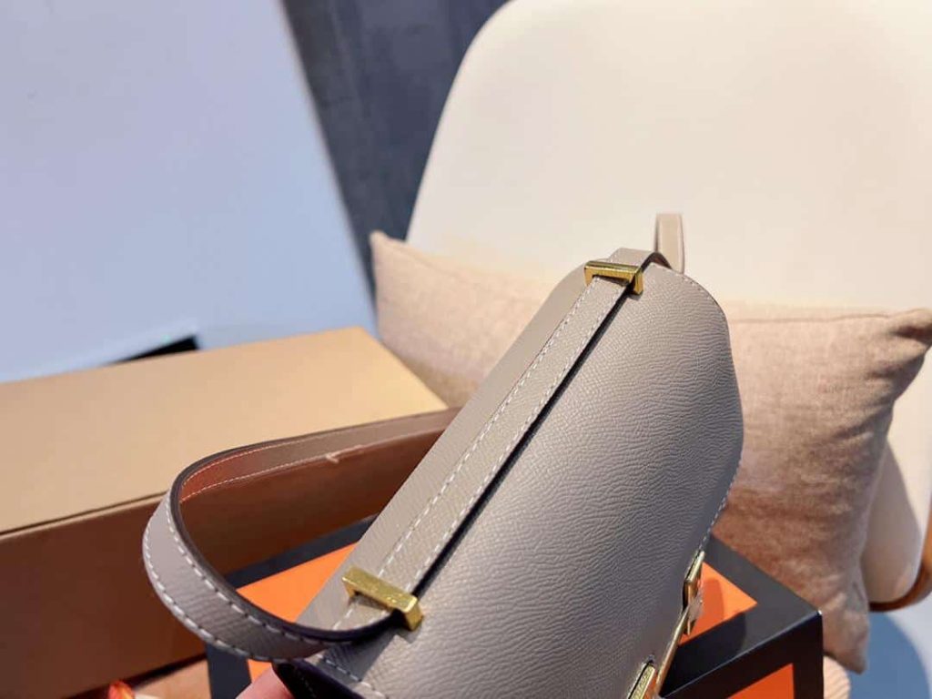 Hermes Constance Epsom Ck18 Etoupe Rose Gold Hardware 18Cm - Image 4