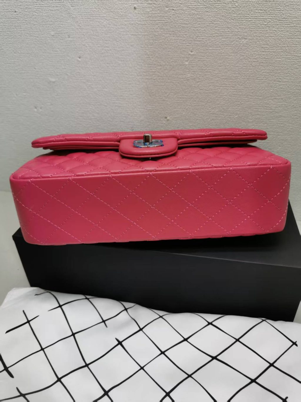 Chanel Classic Medium Flap Bag With Silver Hardware Dark Pink 25cm - Image 5