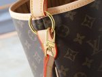 Louis Vuitton Delightful Monogram Bag Brown 40Cm M40352 - Image 5