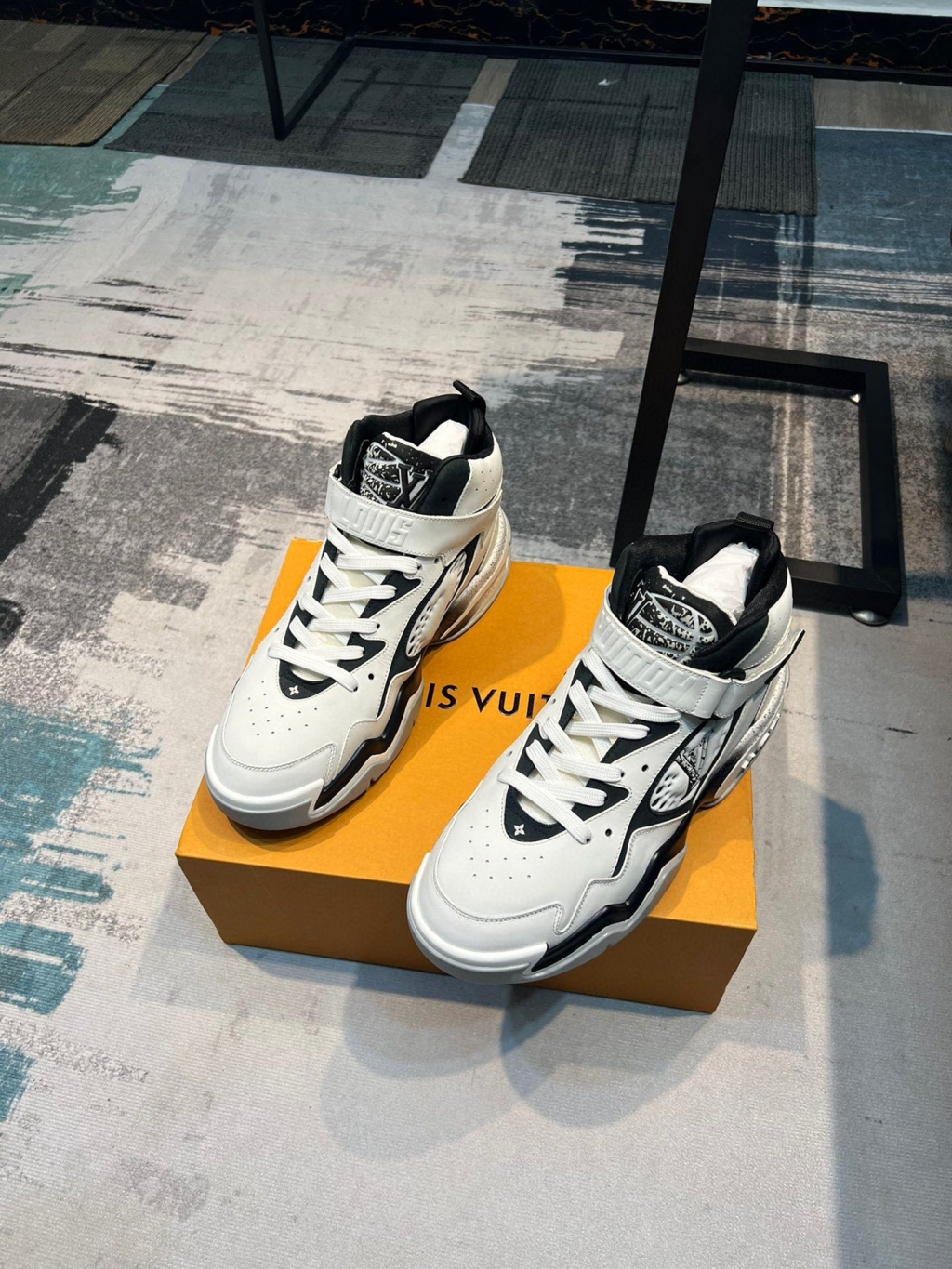 LV 22 autumn and winter new Trainer2 Louis Vuitton FW basketball sneakers 90 vibe - Image 2