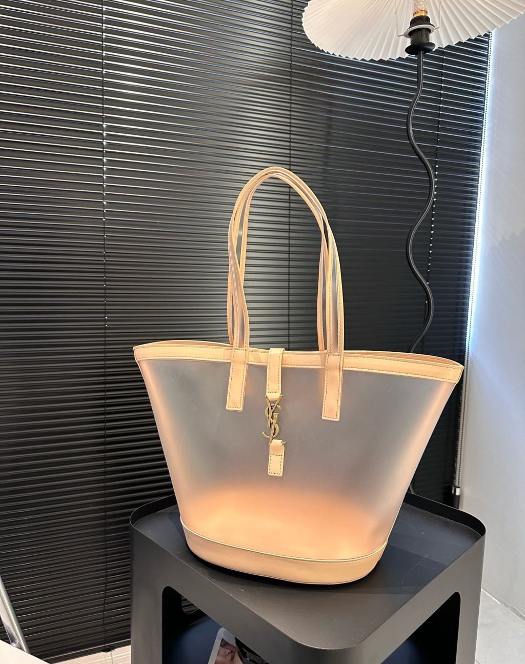 Saint Laurent Panier Medium In Vinyl And Vegetable Tanned Leather Brown 28 Cm 773697Fac0F2275 - Image 4