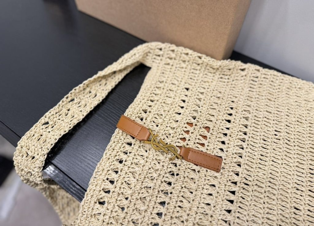 Saint Laurent Le 5 A 7 In Raffia Crochet And Smooth Leather Beige 32Cm 690941Gaaar2080 - Image 9