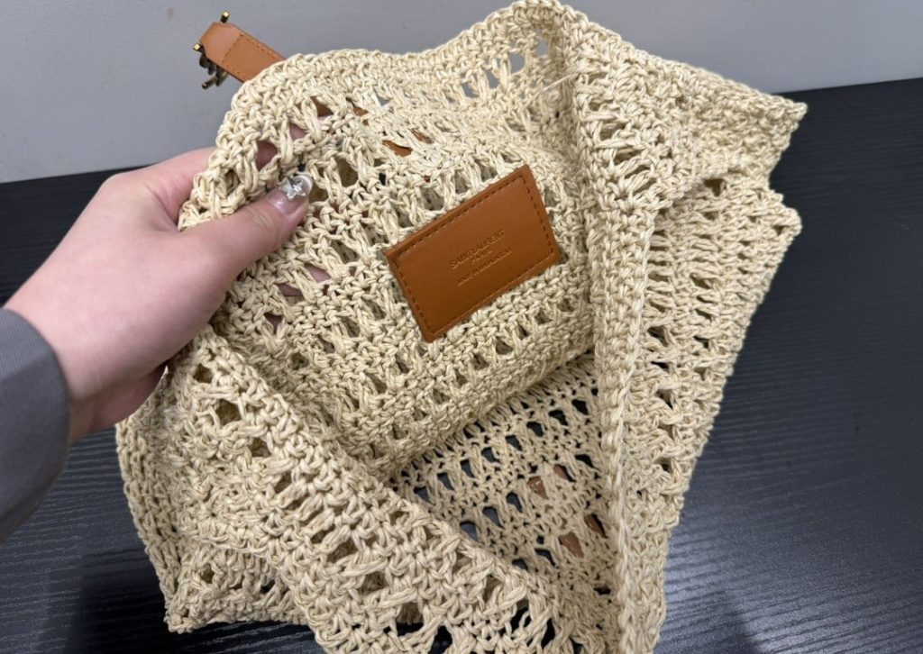 Saint Laurent Le 5 A 7 In Raffia Crochet And Smooth Leather Beige 32Cm 690941Gaaar2080 - Image 11