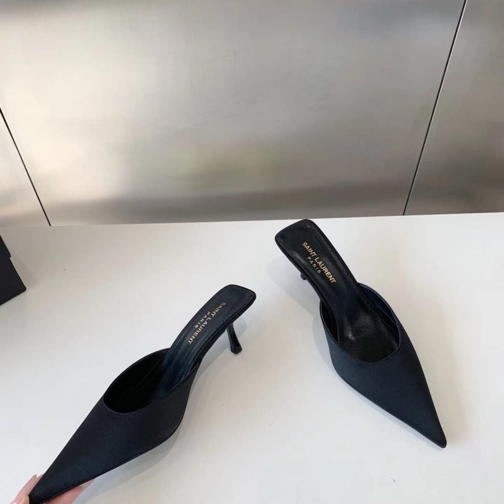 Saint Laurent Barbara Mules Satin In Black 7869079Qn001000 - Image 4