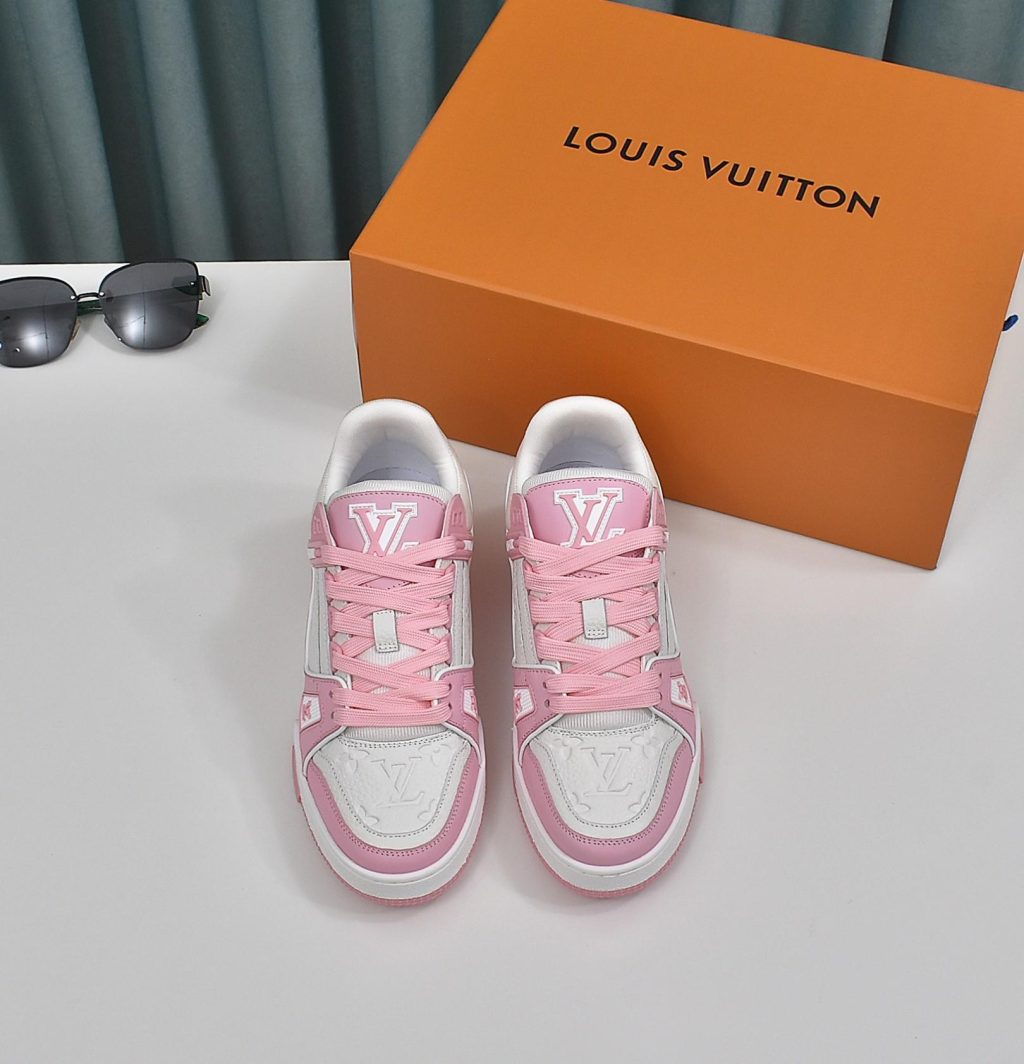 LOUIS VUITTON TRAINER SNEAKER - Image 3