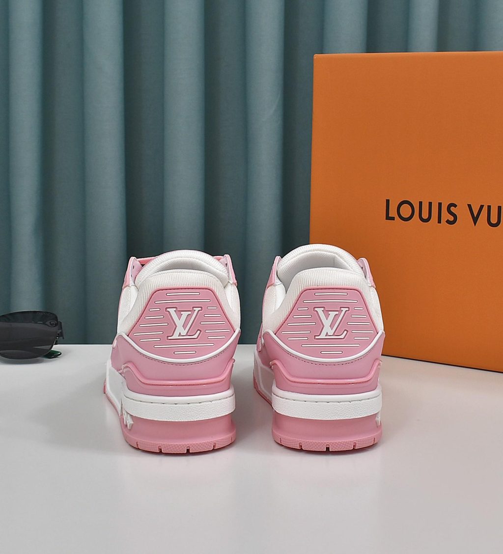 LOUIS VUITTON TRAINER SNEAKER - Image 4