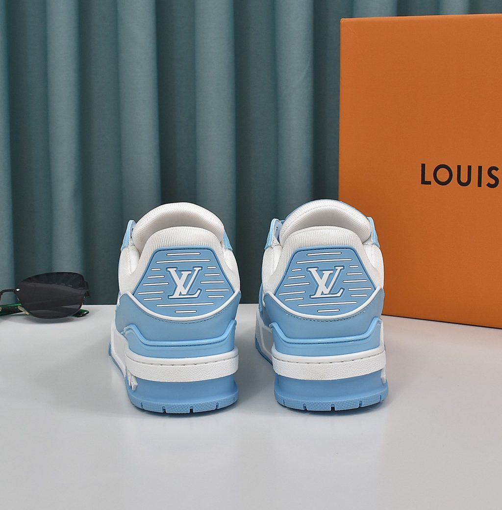 LOUIS VUITTON TRAINER SNEAKER - Image 4