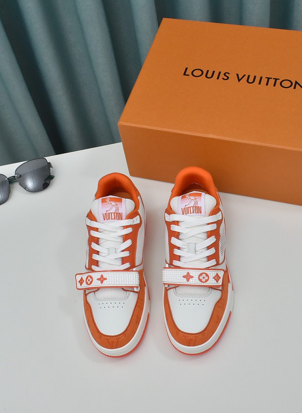 LOUIS VUITTON TRAINER SNEAKER - Image 3