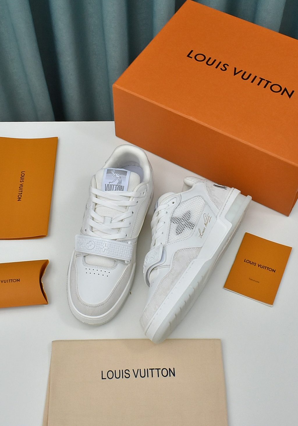 LOUIS VUITTON TRAINER SNEAKER - Image 2