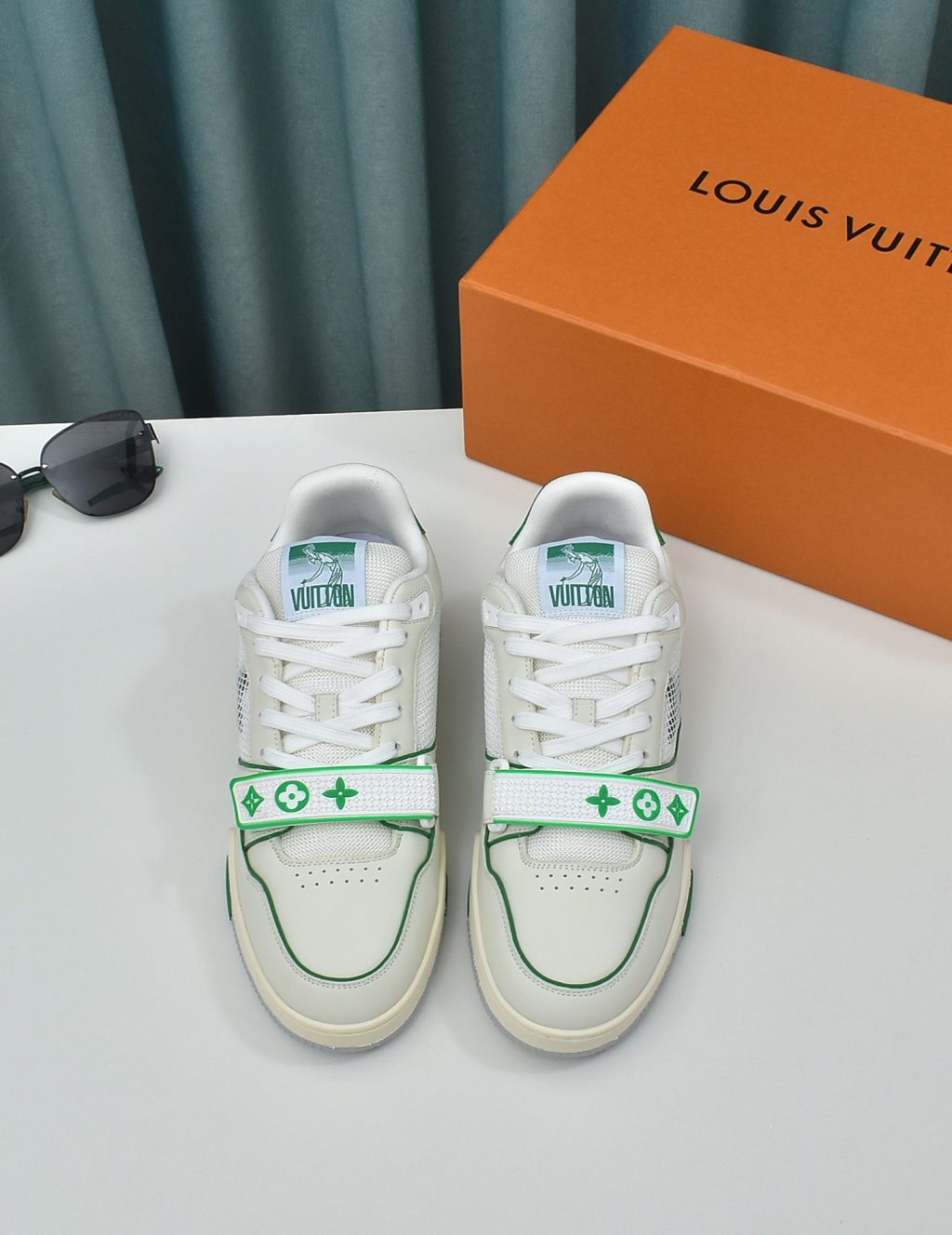 LOUIS VUITTON TRAINER SNEAKER - Image 4