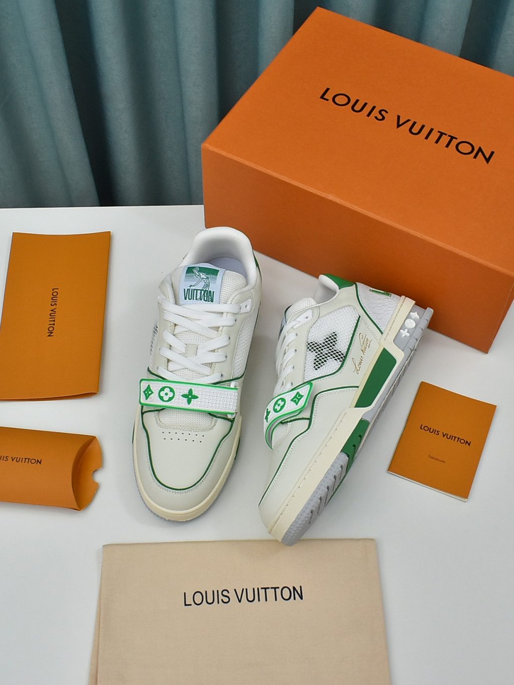 LOUIS VUITTON TRAINER SNEAKER - Image 2