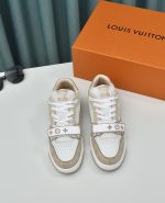LOUIS VUITTON TRAINER SNEAKER - Image 3