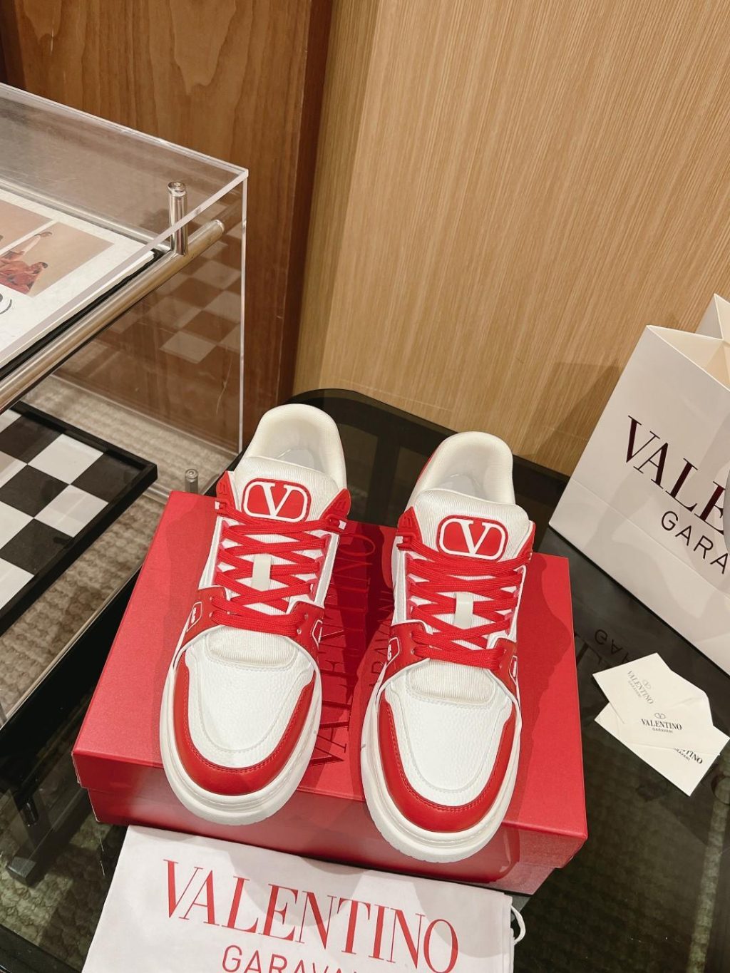 Valentino's new 2023  Sneaker - Image 2