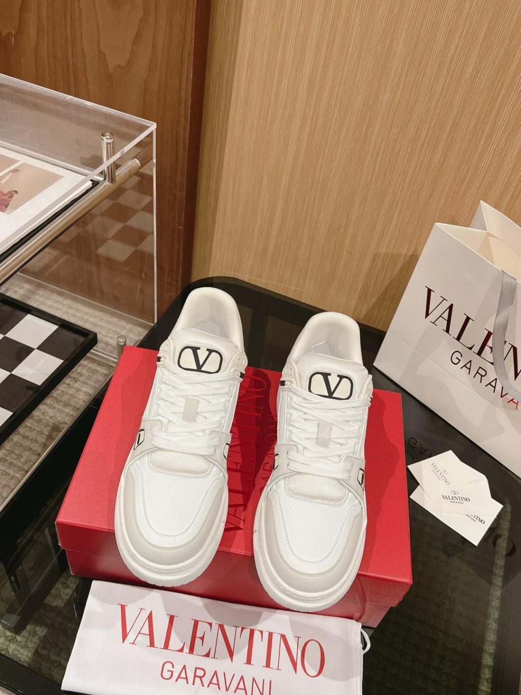 Valentino's new 2023  Sneaker - Image 2