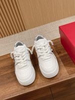Valentino Garavani Sneaker - Image 2