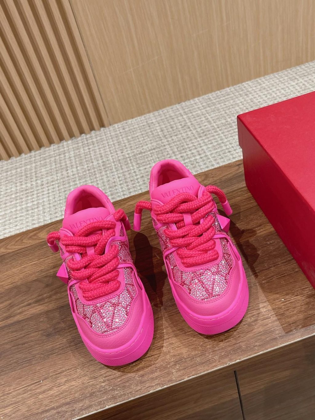 Valentino Garavani Sneaker - Image 2