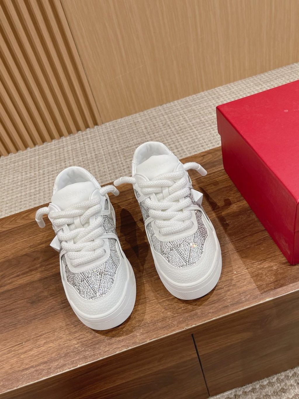 Valentino Garavani Sneaker - Image 2