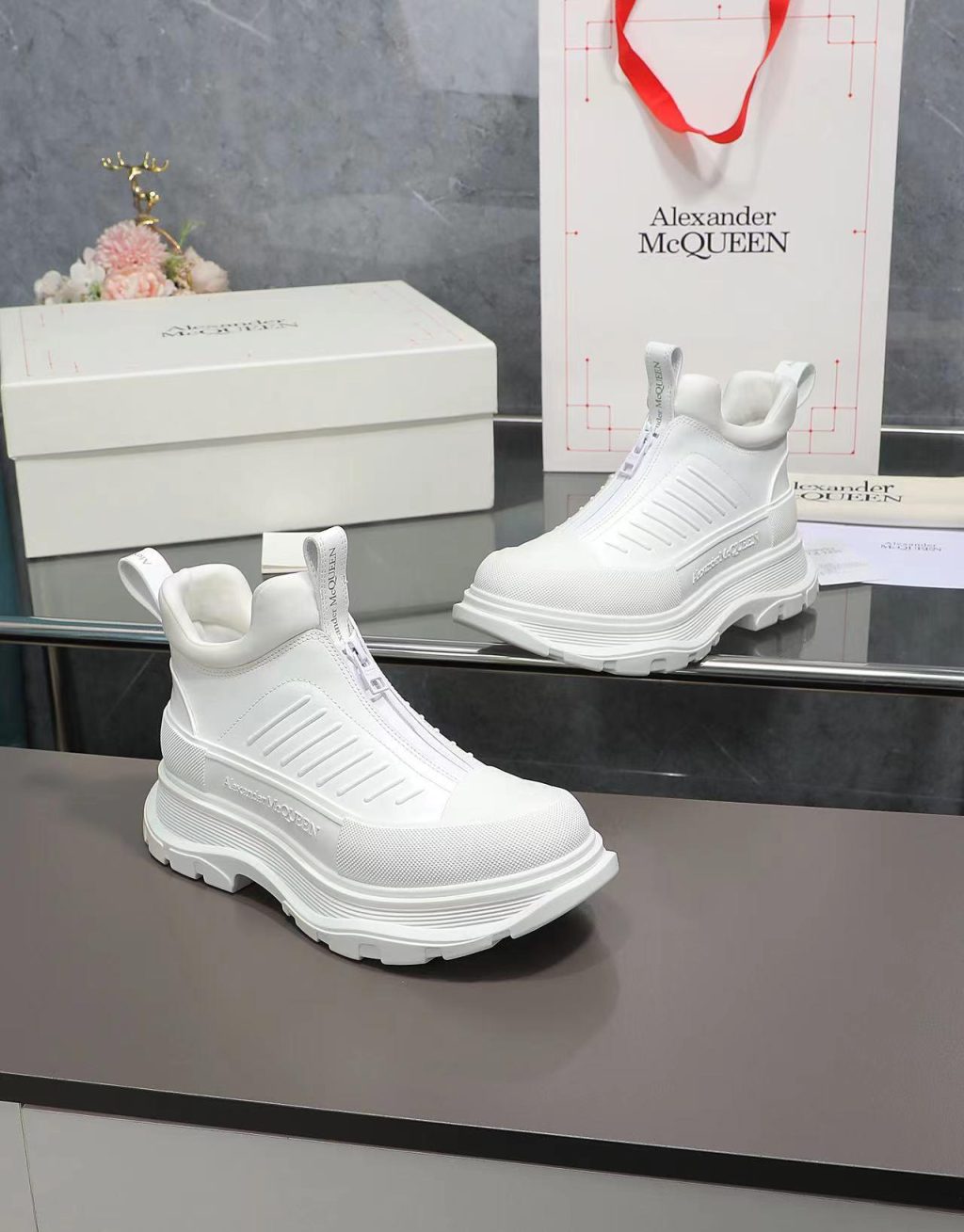 Alexander McQueen Tread Sole Zip Sneaker - Image 3