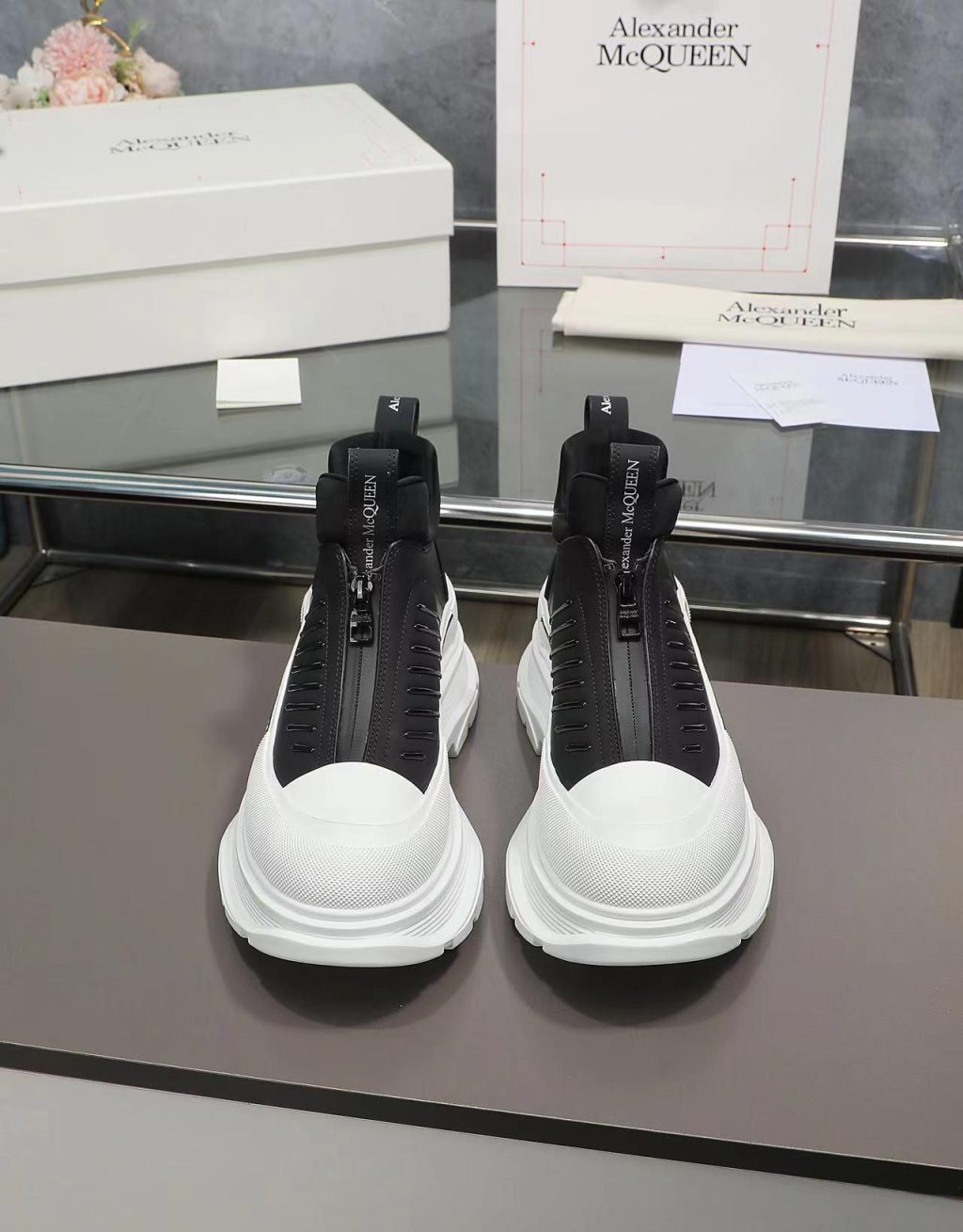 Alexander McQueen Tread Sole Zip Sneaker - Image 3