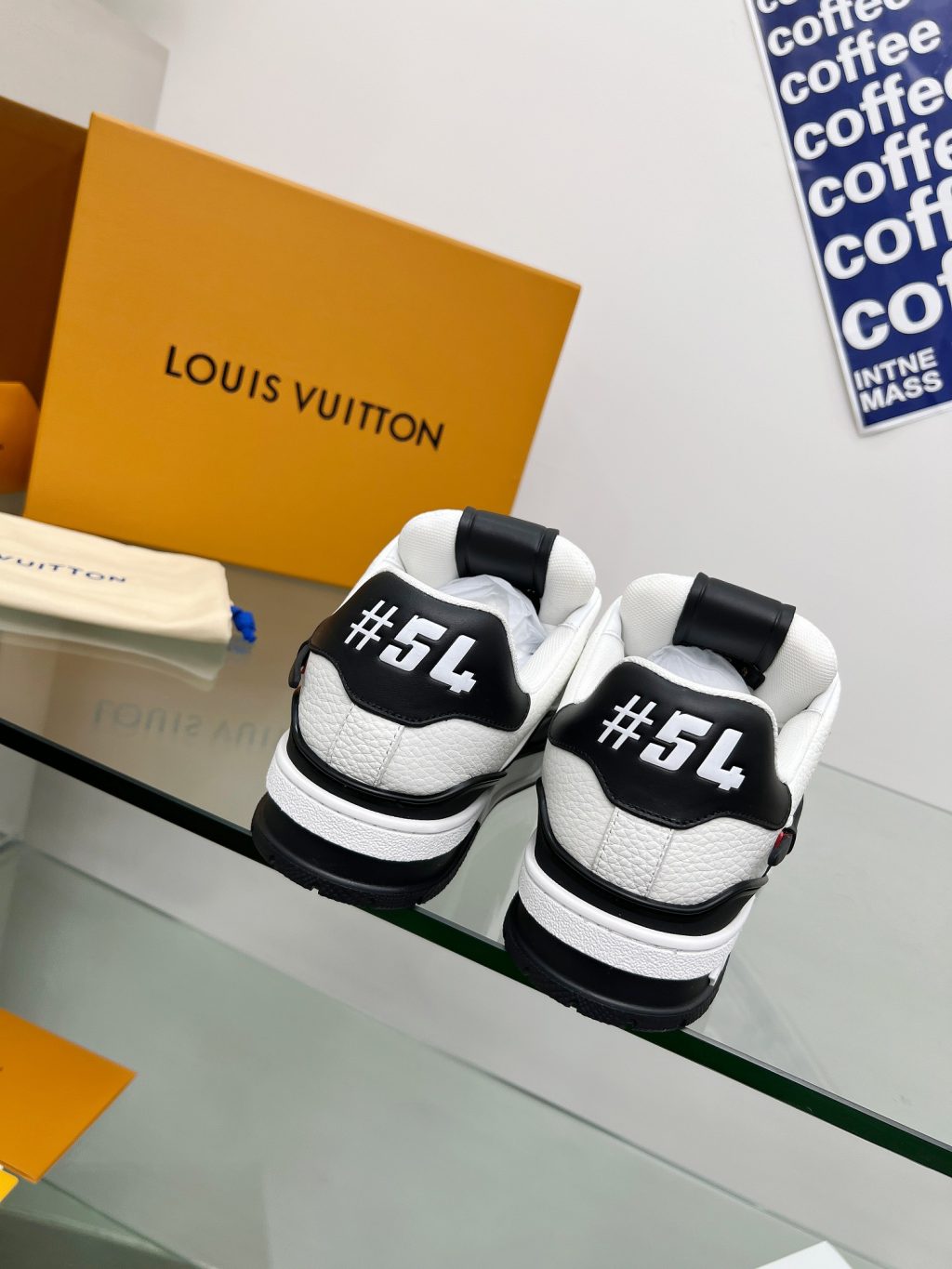 Louis Vuitton Trainer Sneaker - Image 3