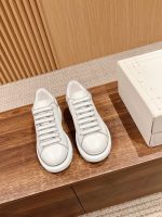 Alexander McQueen Oversized Retro Sneaker - Image 3