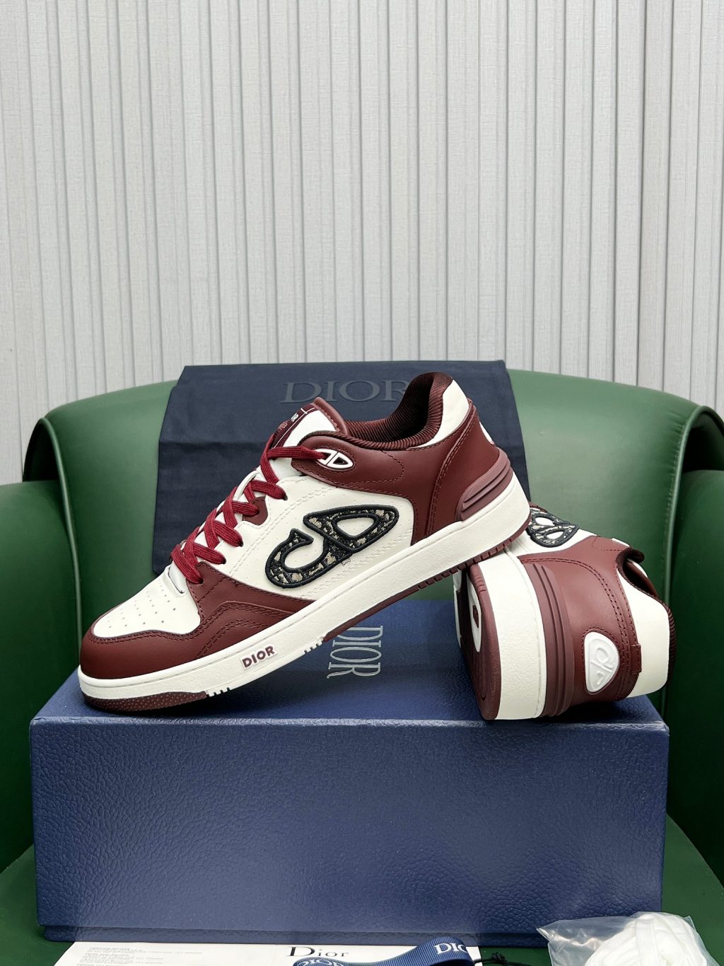 DIOR B57 Low-Top Sneaker - Image 3